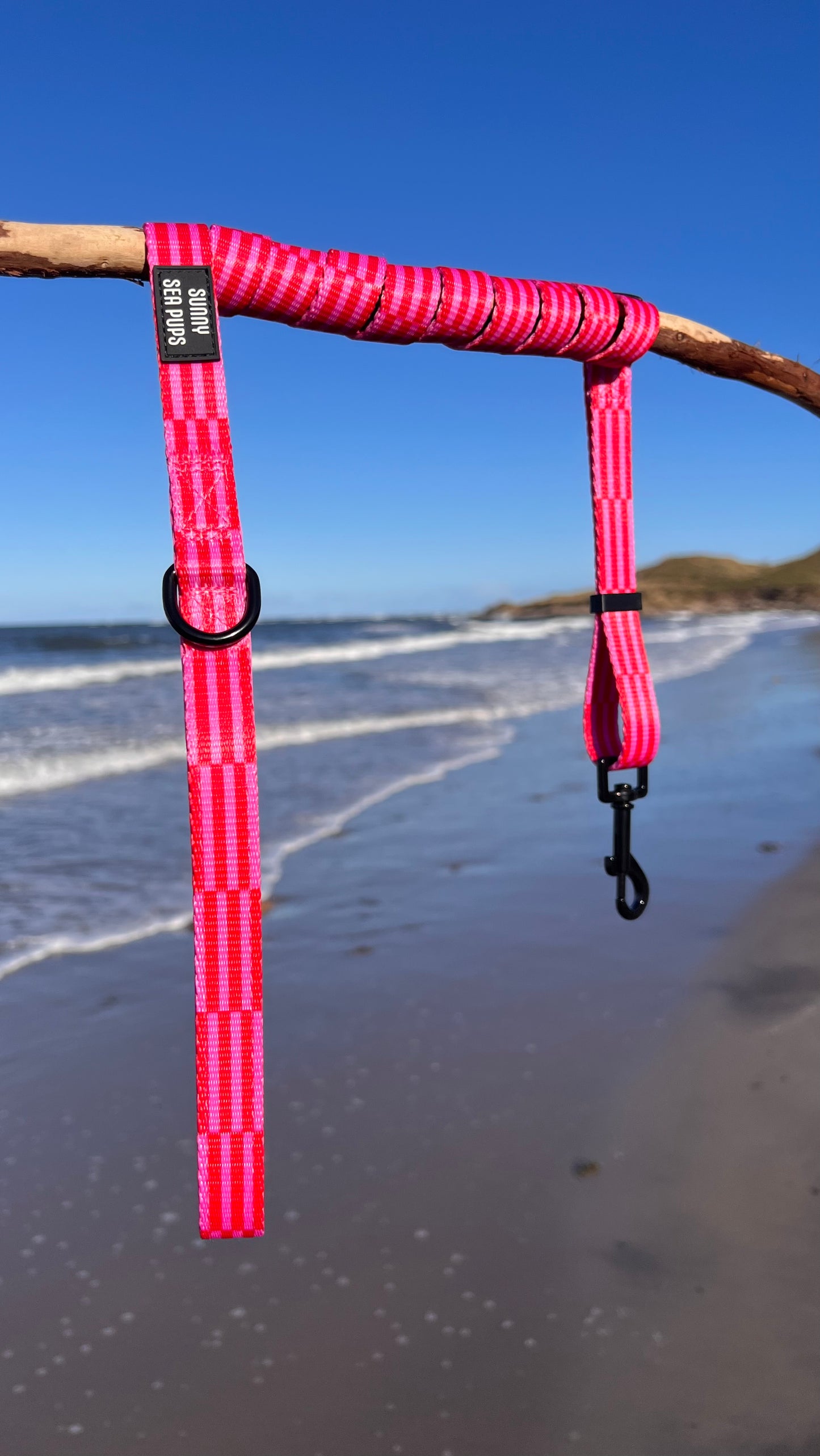 Blush Bay - Adjustable Lead
